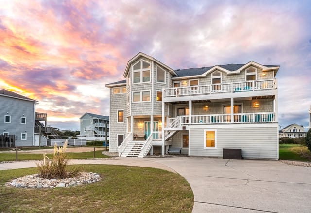Outer Banks Club
