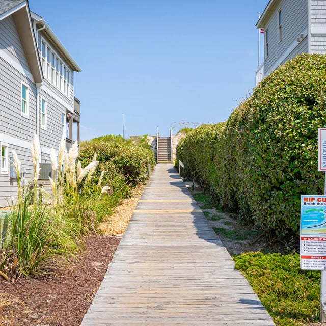 Ocean Sands F Walkway