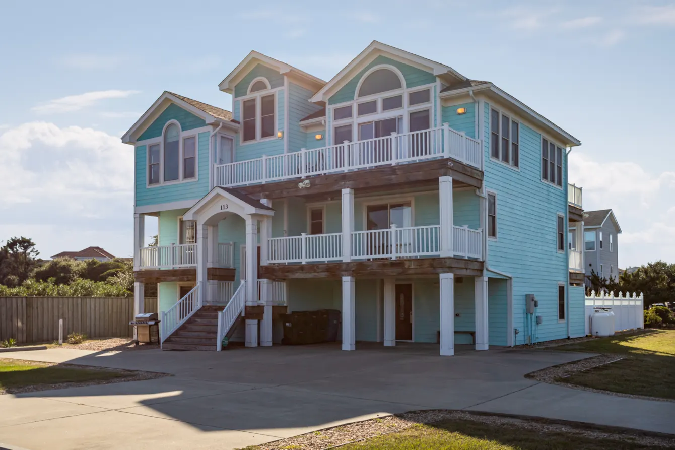 Bleu Dolphin property image