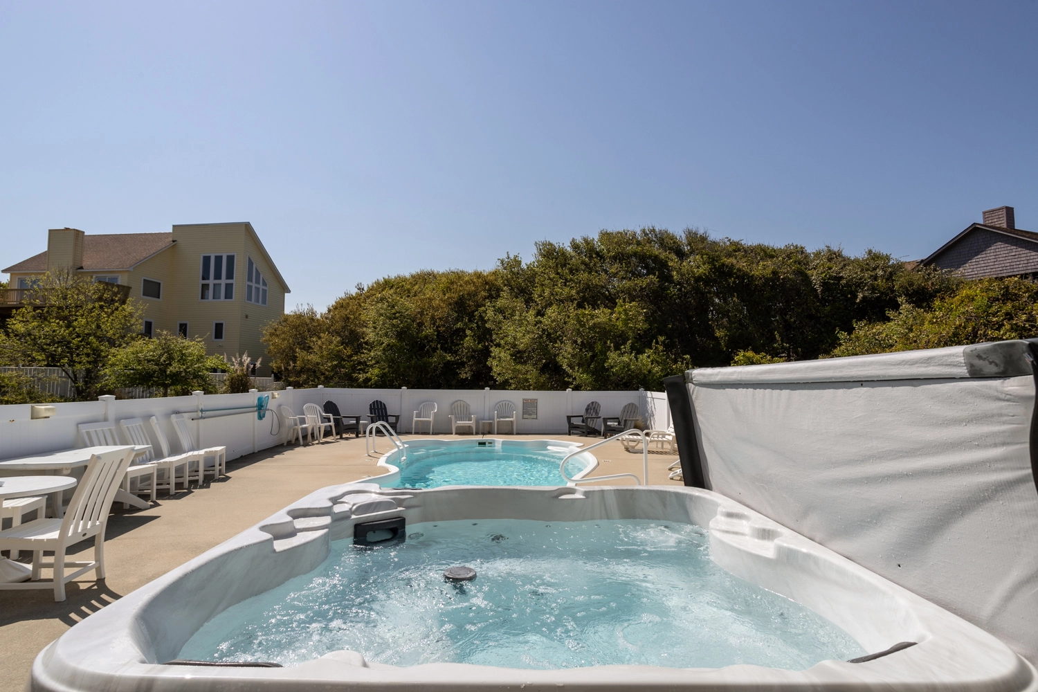 Living on Porpoise property image