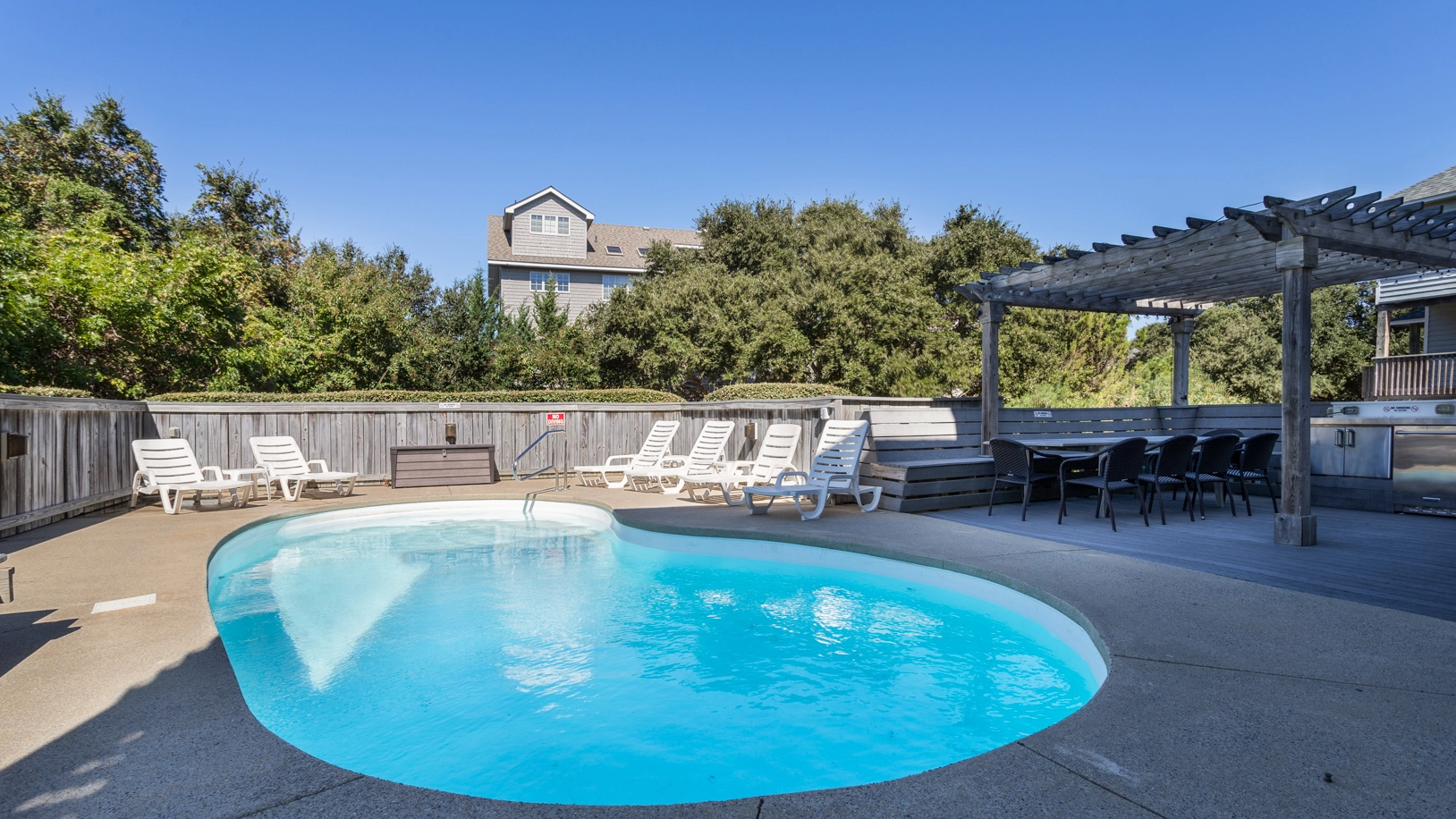 Cavalier Castle property image