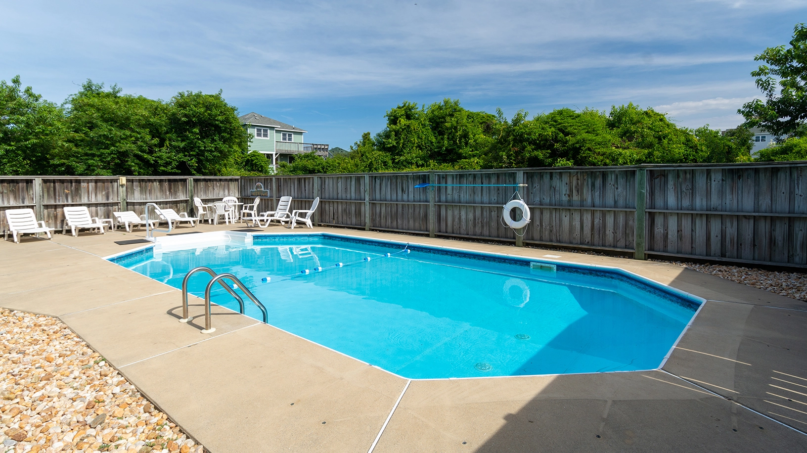 The Four Seas property image