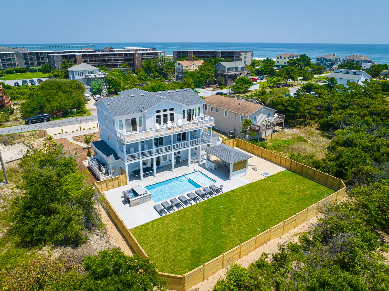 Moon Dance property image