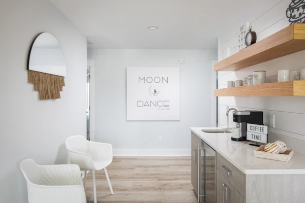 Moon Dance property image