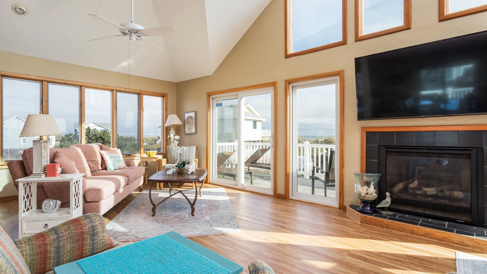 Sea and Sound property image