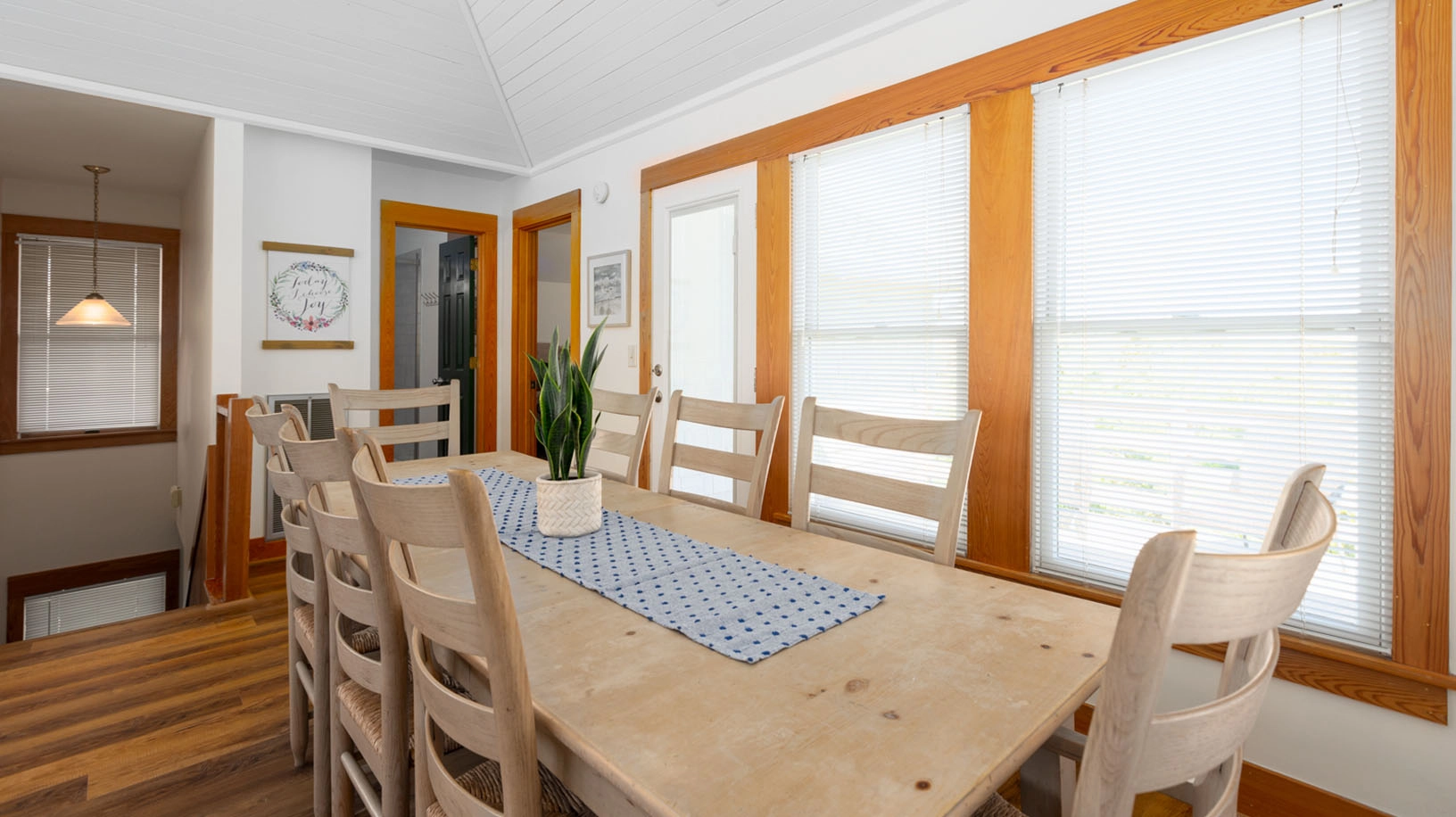 Sandbank property image