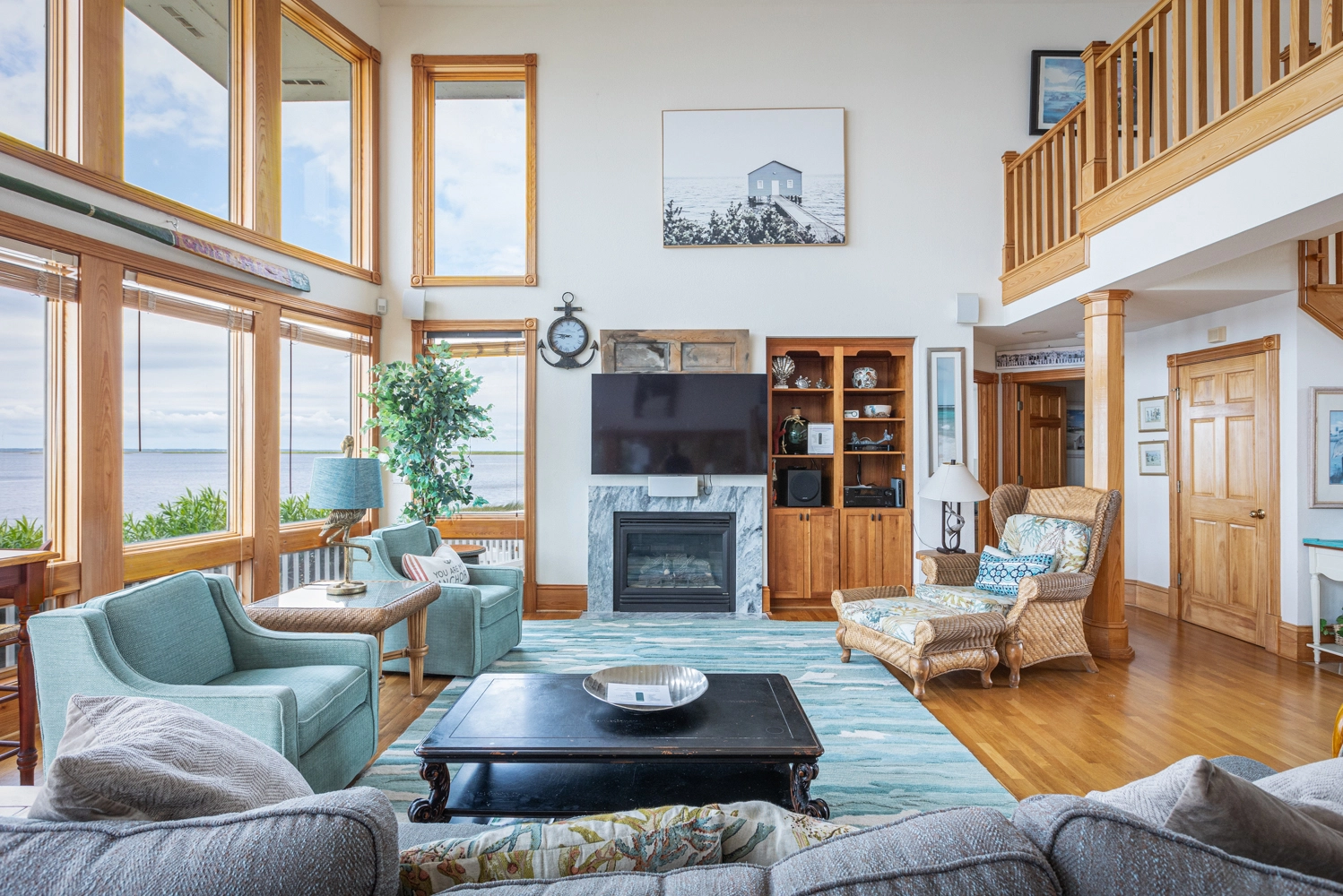 Sunny Outlook property image