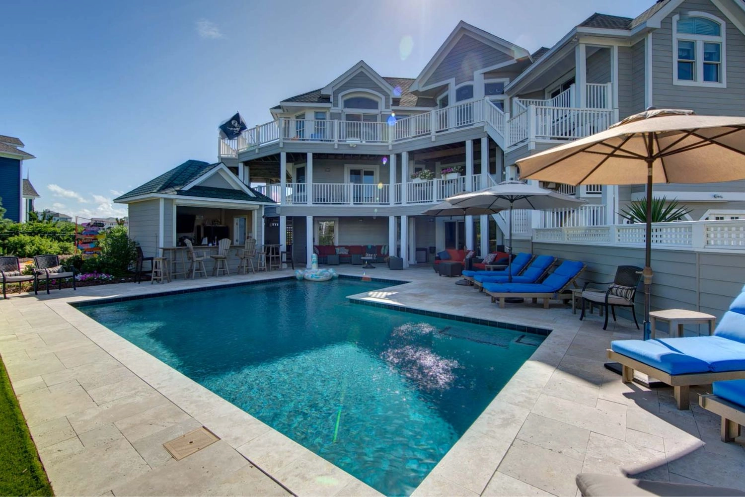 Champagne Sunrise property image