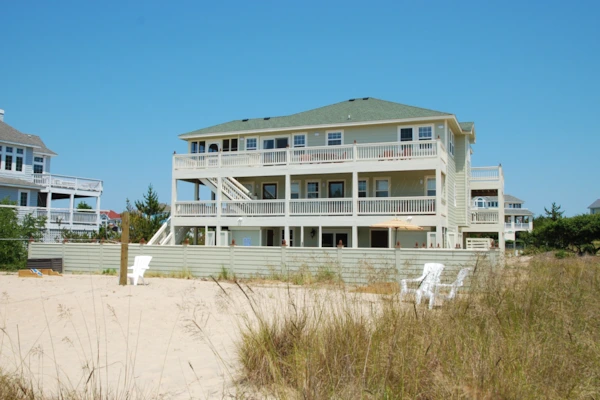 A Hop to the Beach property image