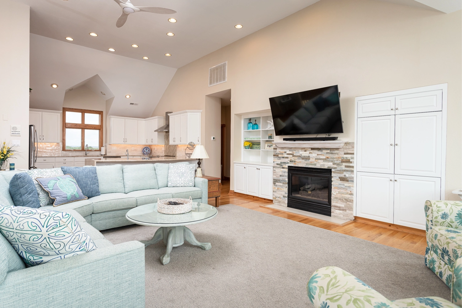 I Lov it by the Sea property image