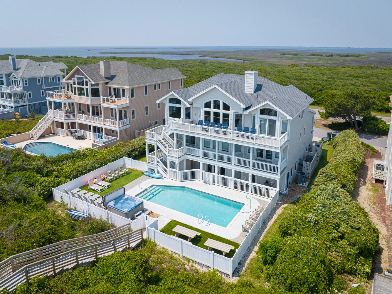 The Sound and the Sea property image