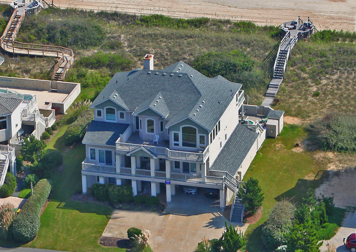 Dual Horizons property image