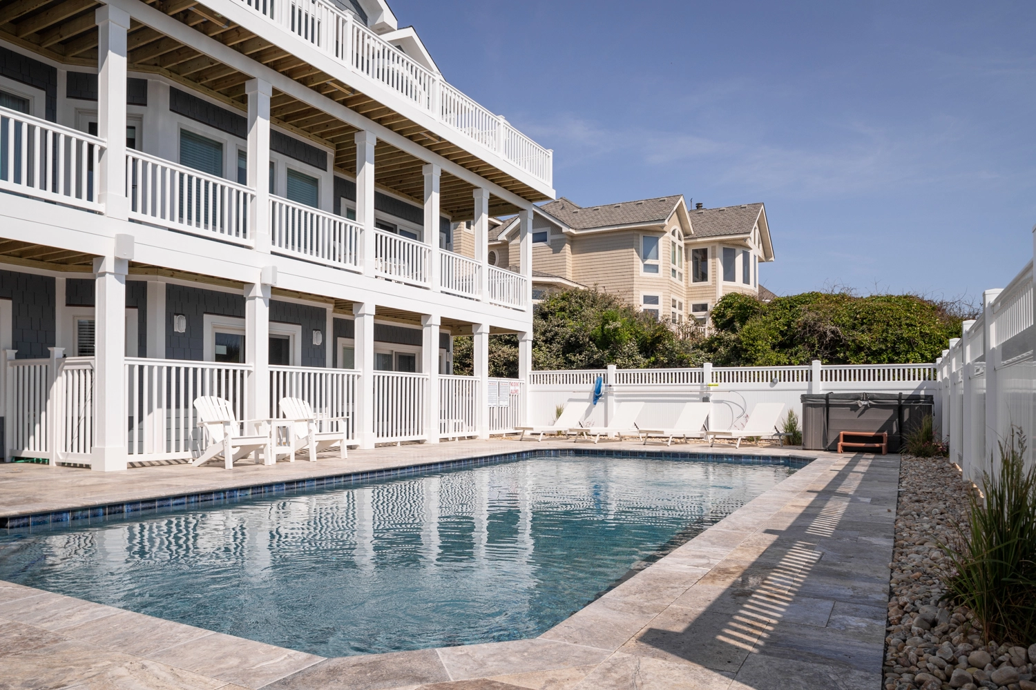 Dual Horizons property image