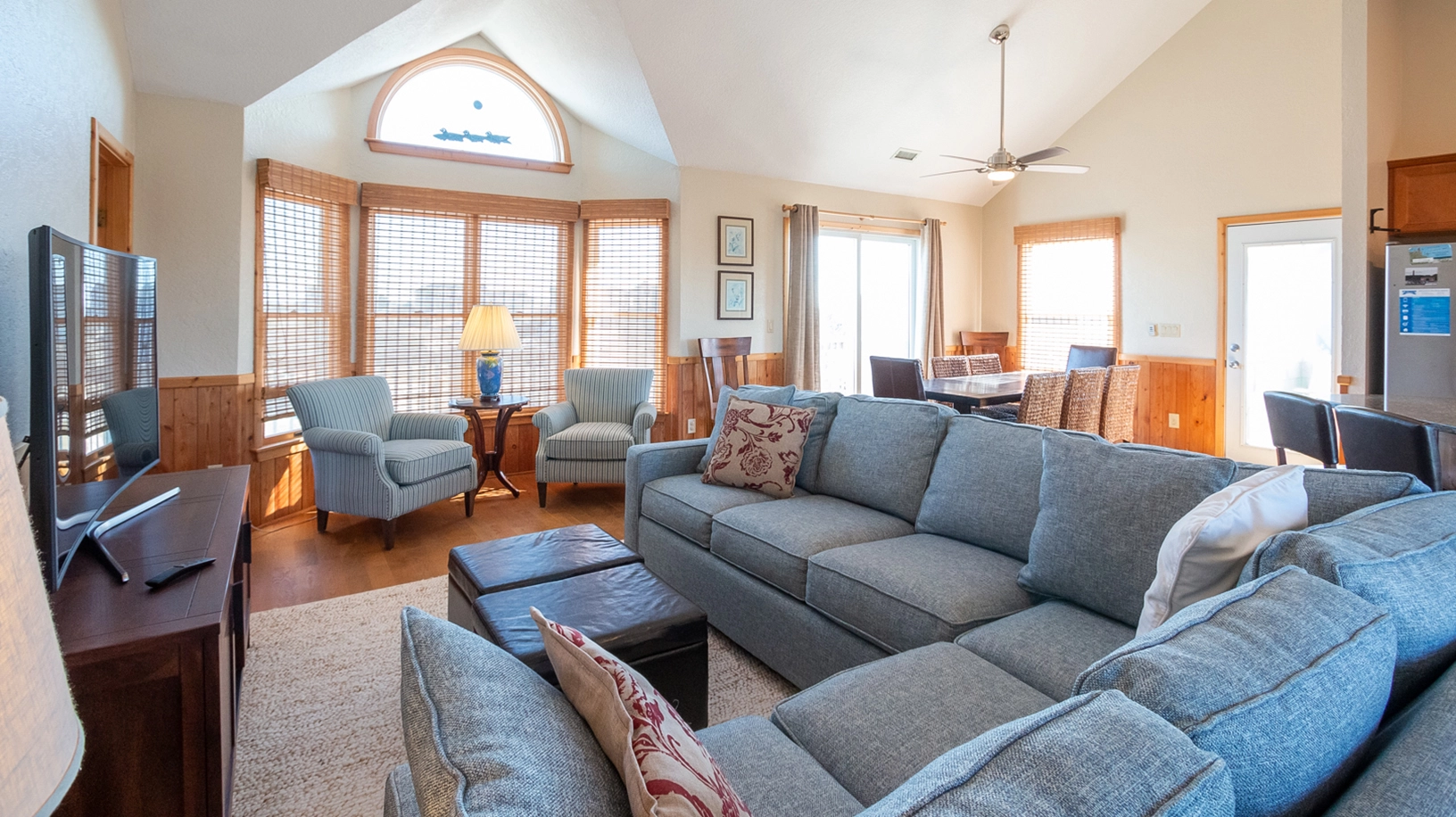 Just Beachy property image