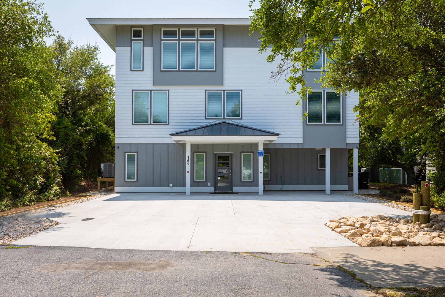 The Metropolitan property image