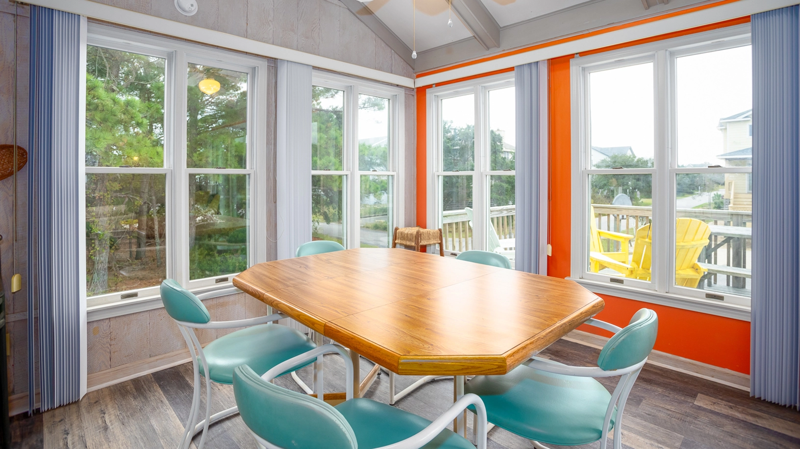 Dearling's Dolphin property image