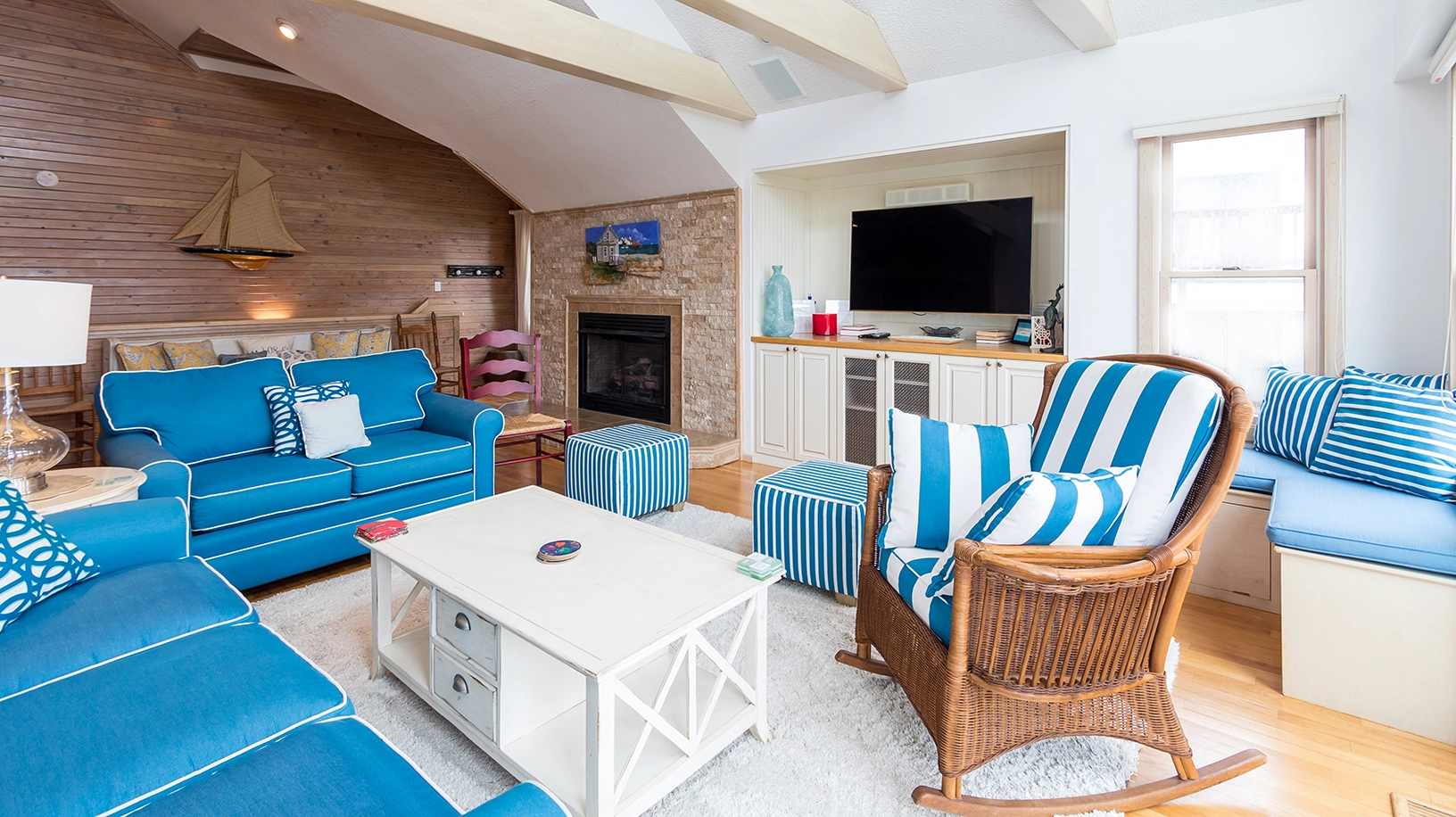 Blue Moon I property image