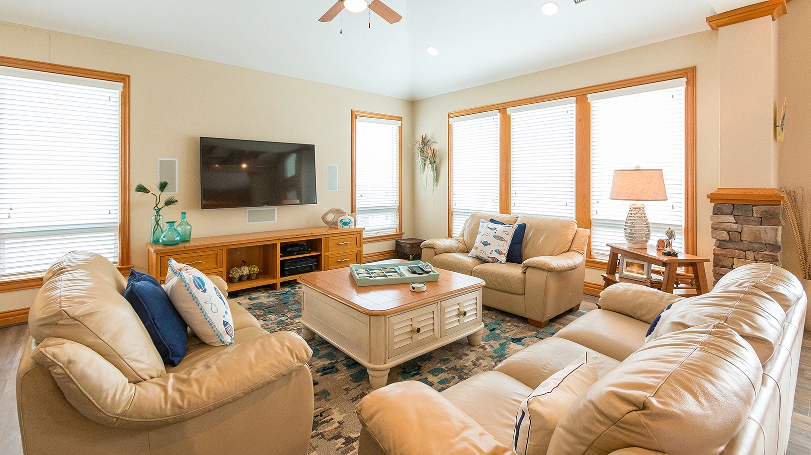 La Buena Vida property image