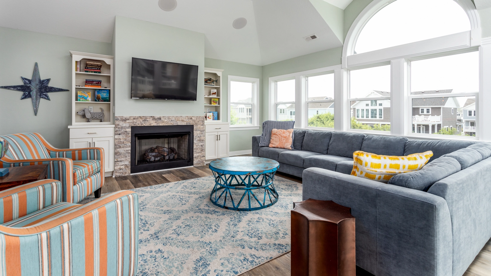 Shore Beats Work property image