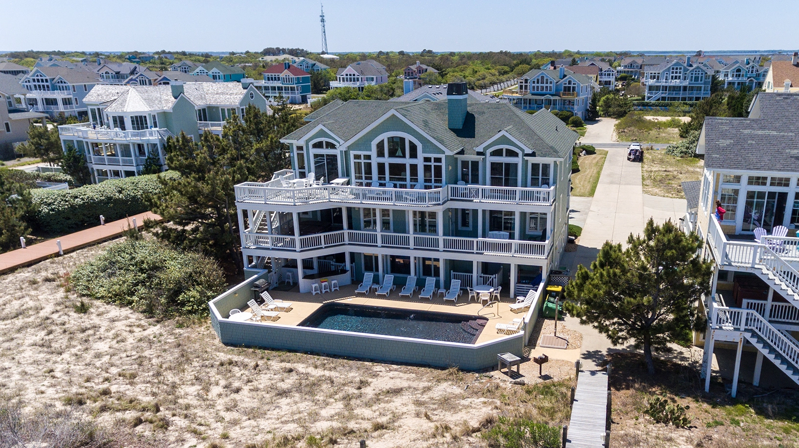 Whitecaps Corolla property image