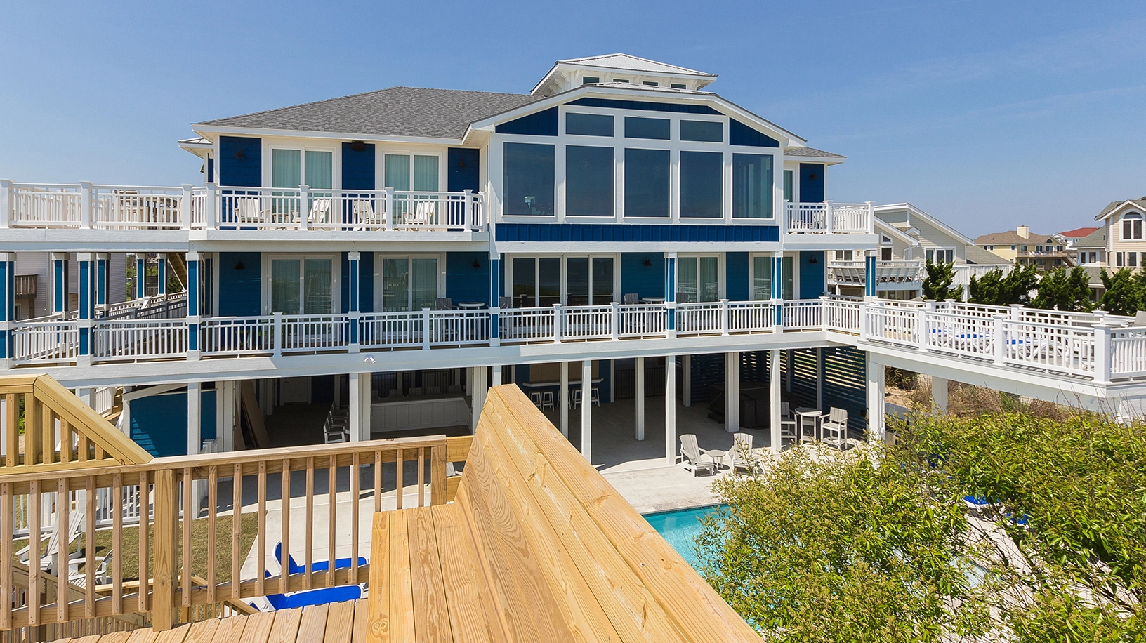 Paradise Sun property image