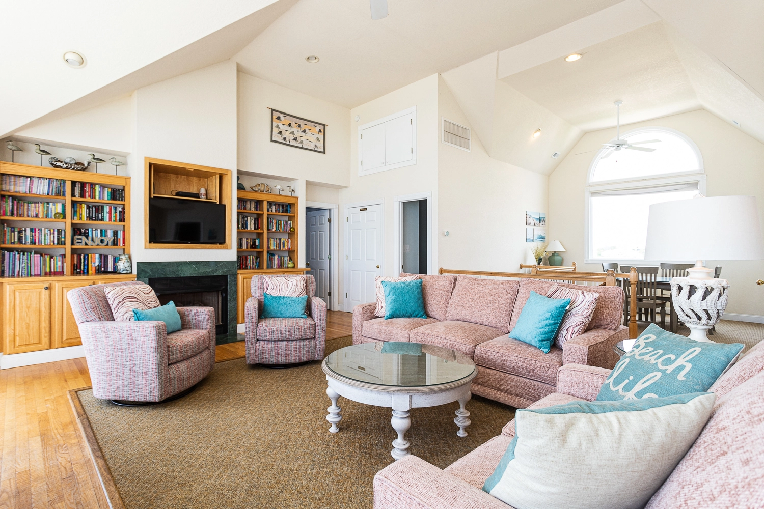 The Lucky Crew property image