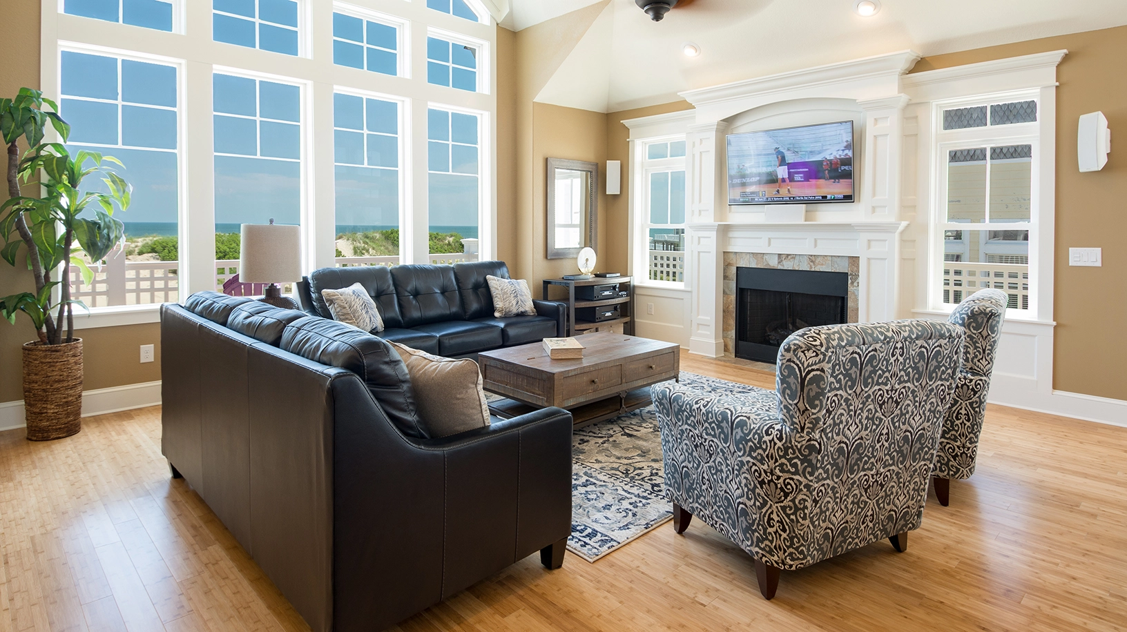 High Sea-ciety property image