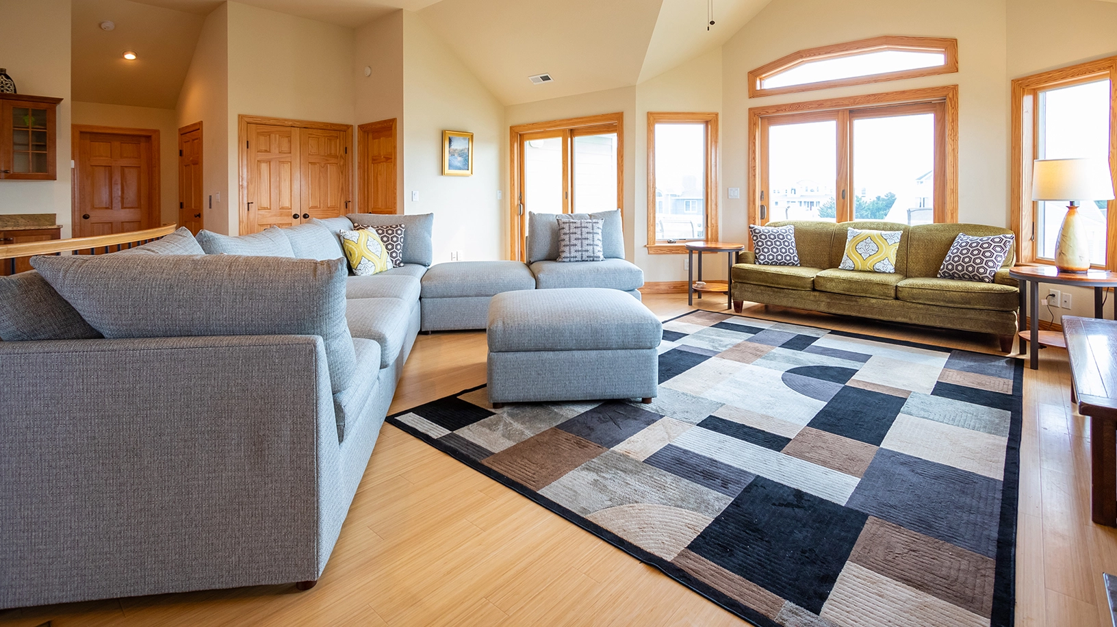 Grapefruit Moon property image