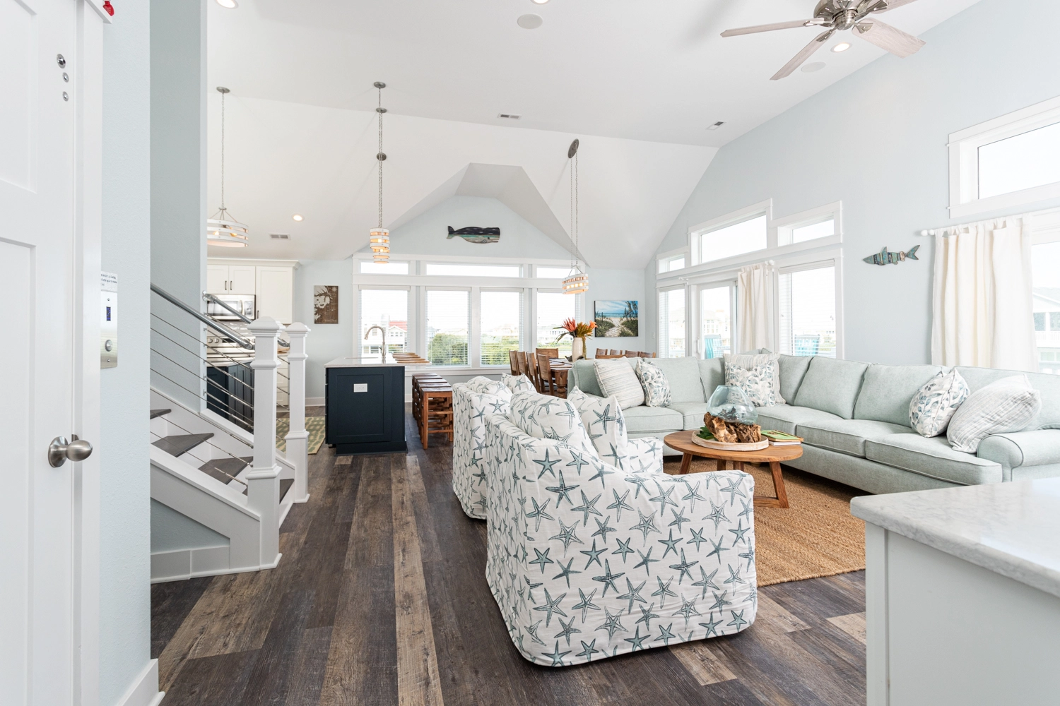 Isn't Sea Lovely property image