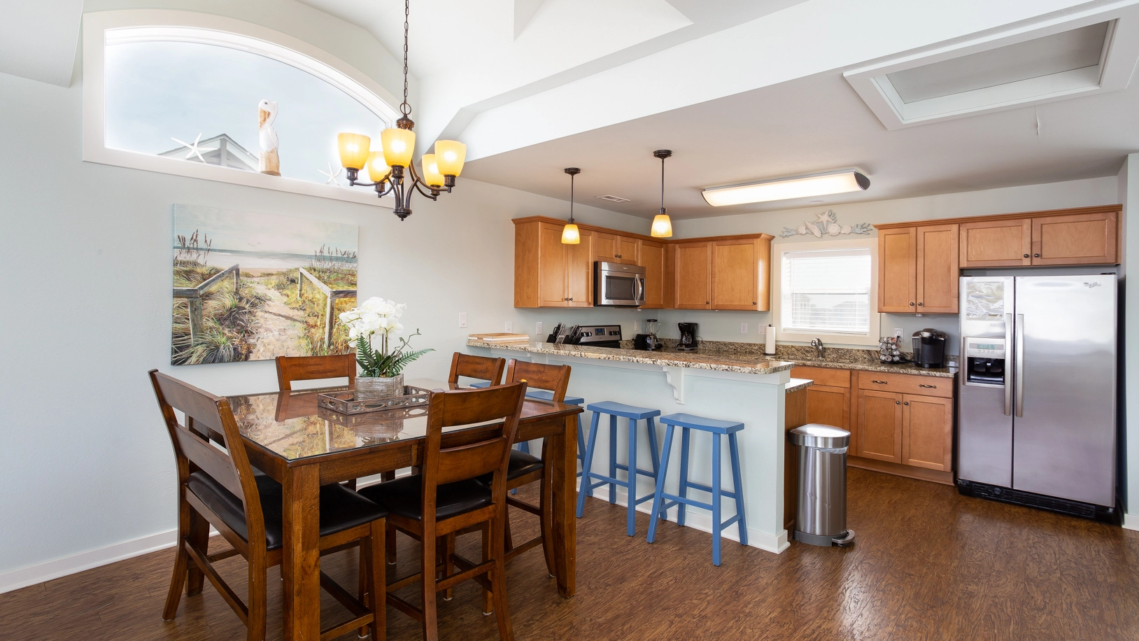 Top Shelf Dreams property image