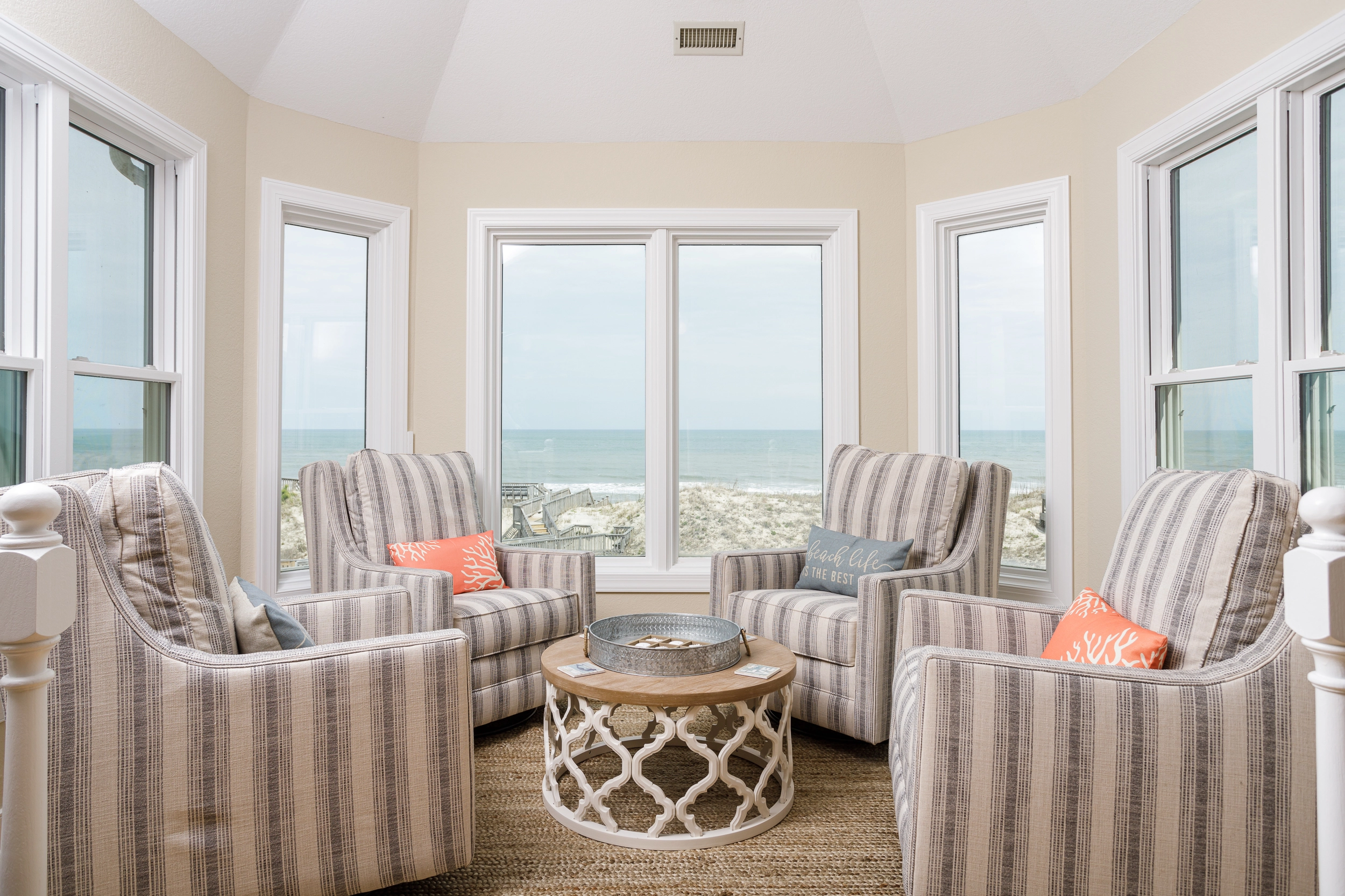 Slow Down Summer property image