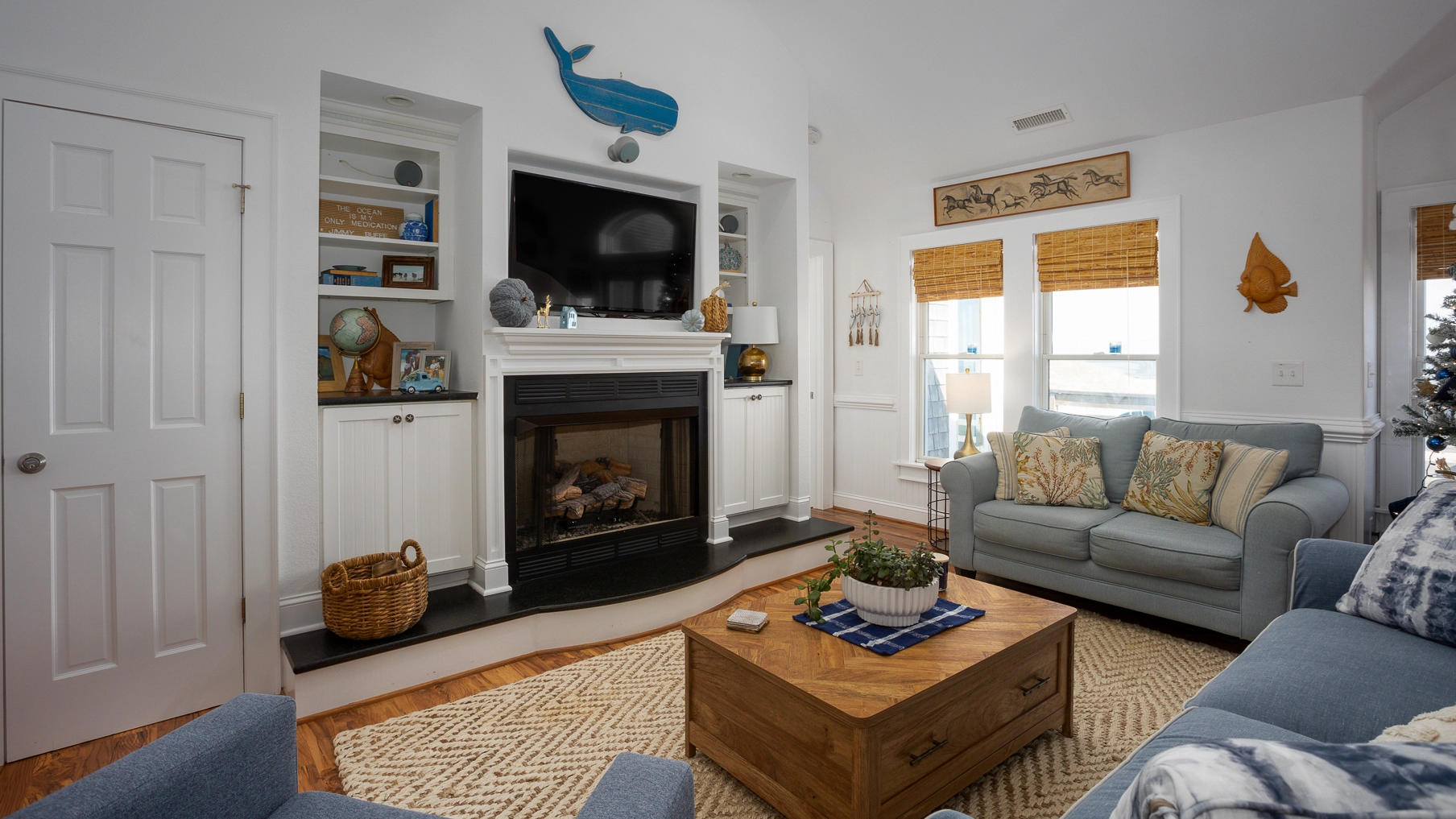 Oceans 8 property image