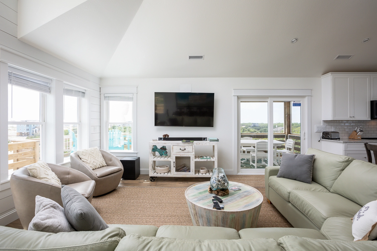 Top of the Swan property image