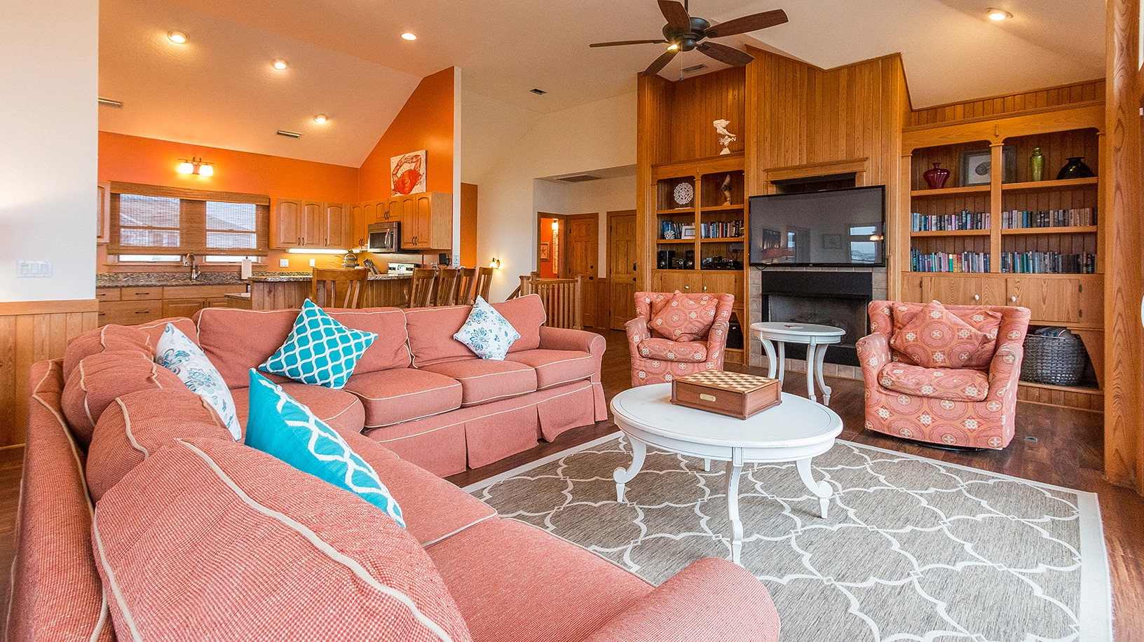 Orange Moon property image