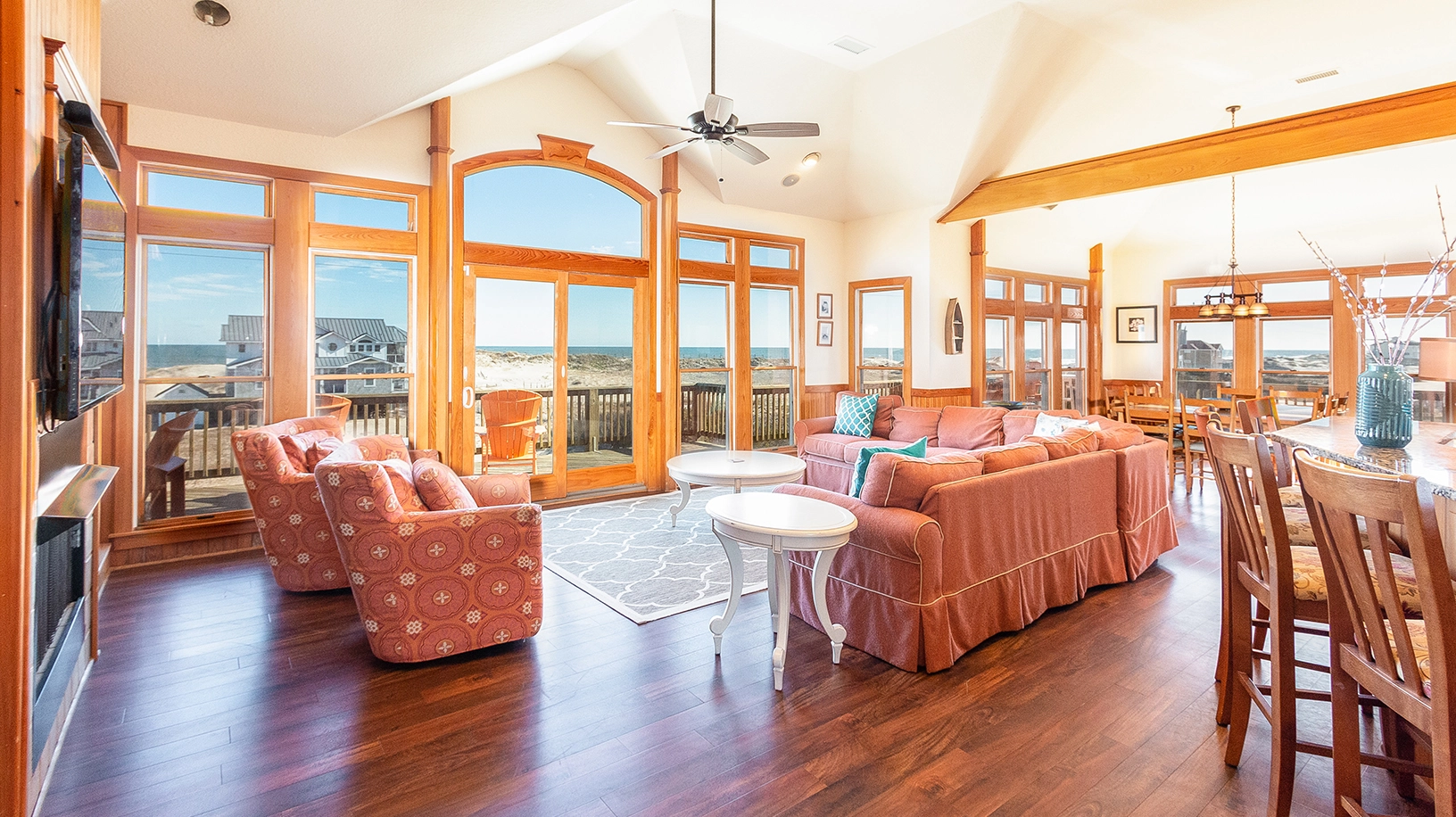 Orange Moon property image