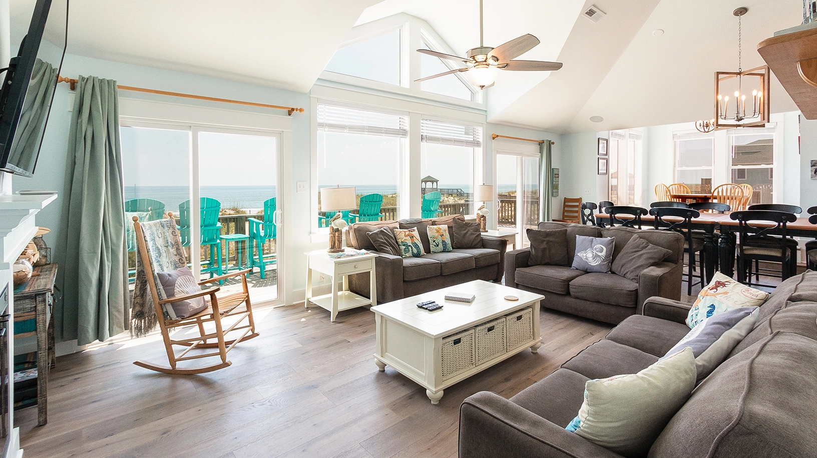 Dunes Day property image