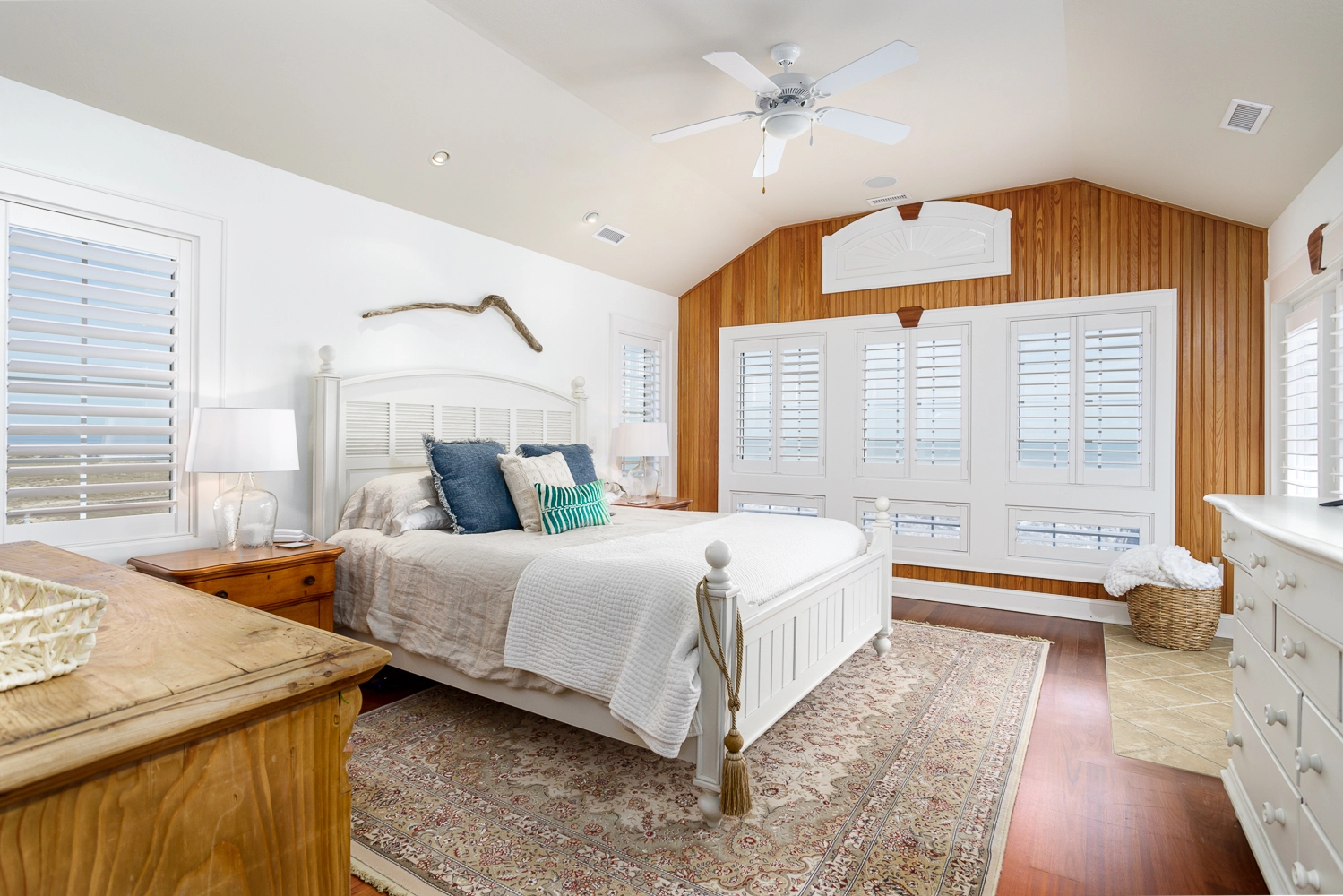 Lands End property image