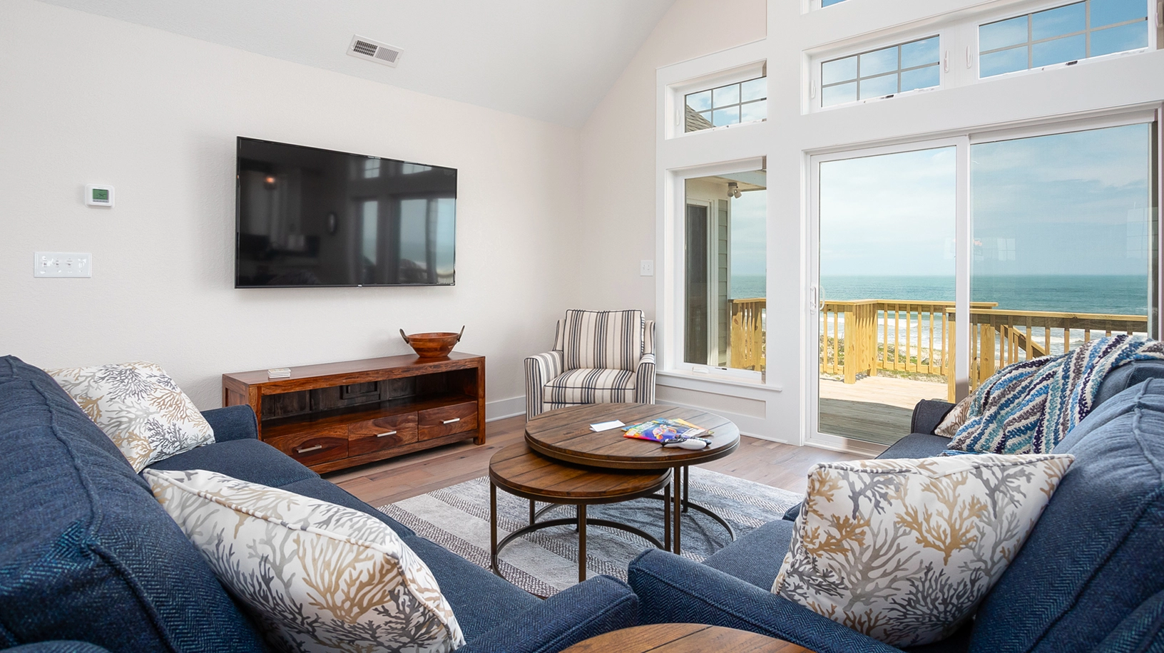 R and R property image