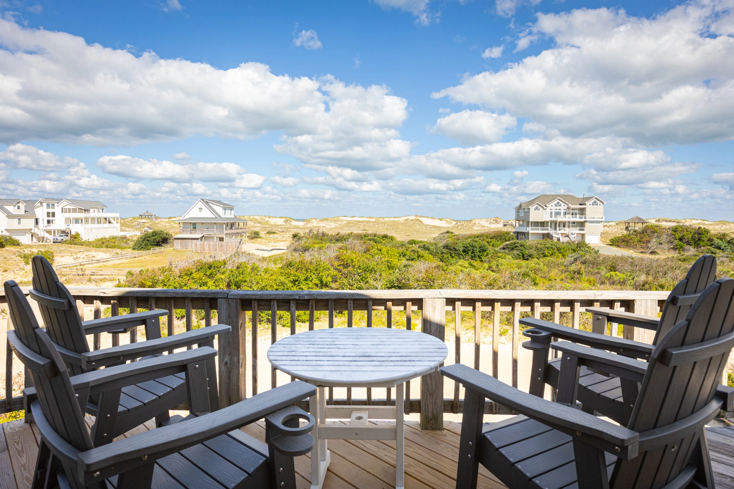 Between the Buoys property image