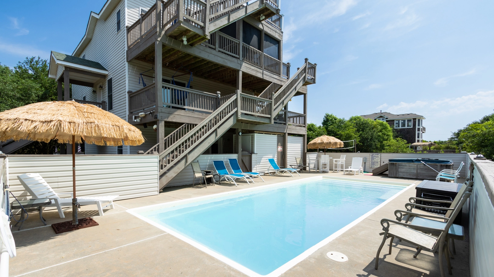 Carova's Warf property image