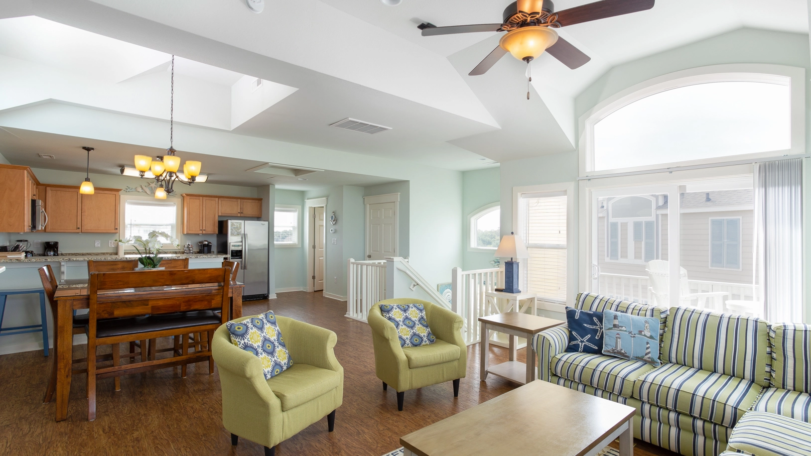 Top Shelf Dreams property image