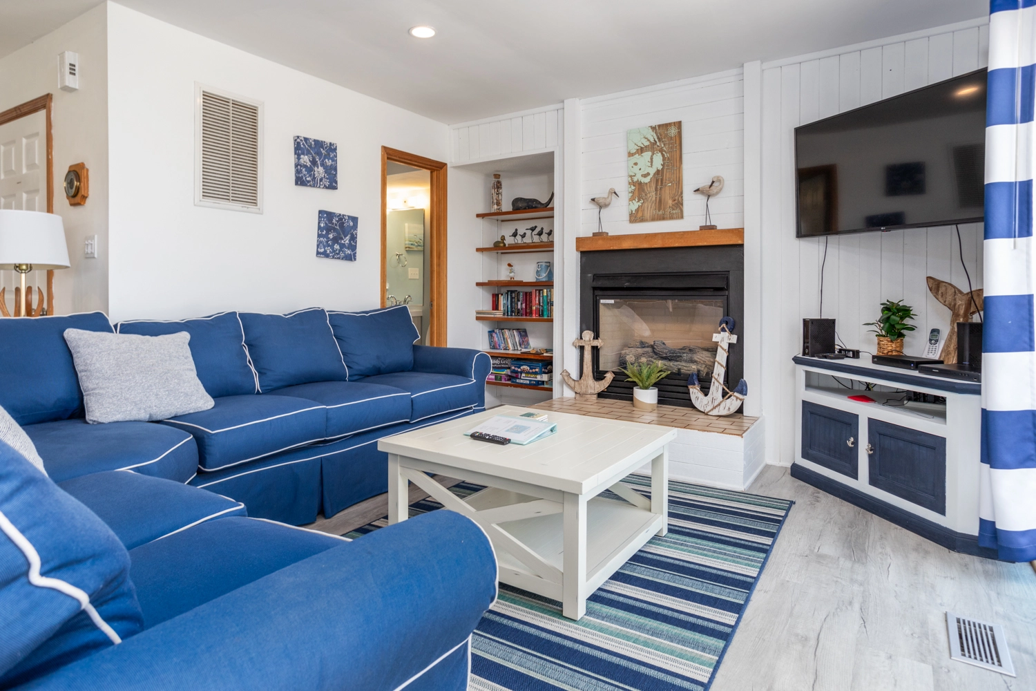 Living on Porpoise property image