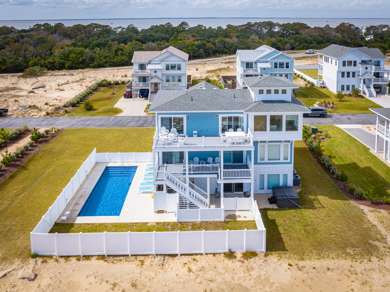 Chasin' Waves property image