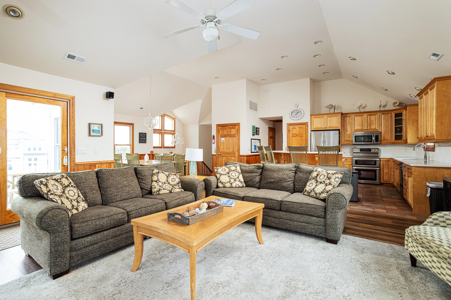 Driftwoodz property image