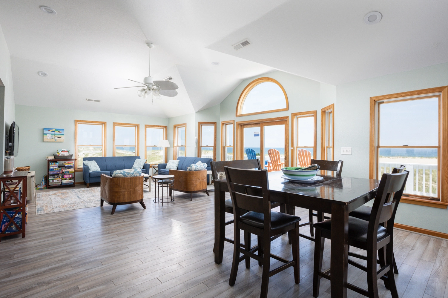 It's a Sandemic property image