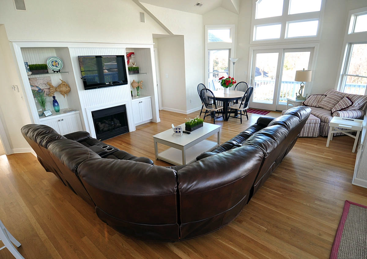 Deja Blue property image