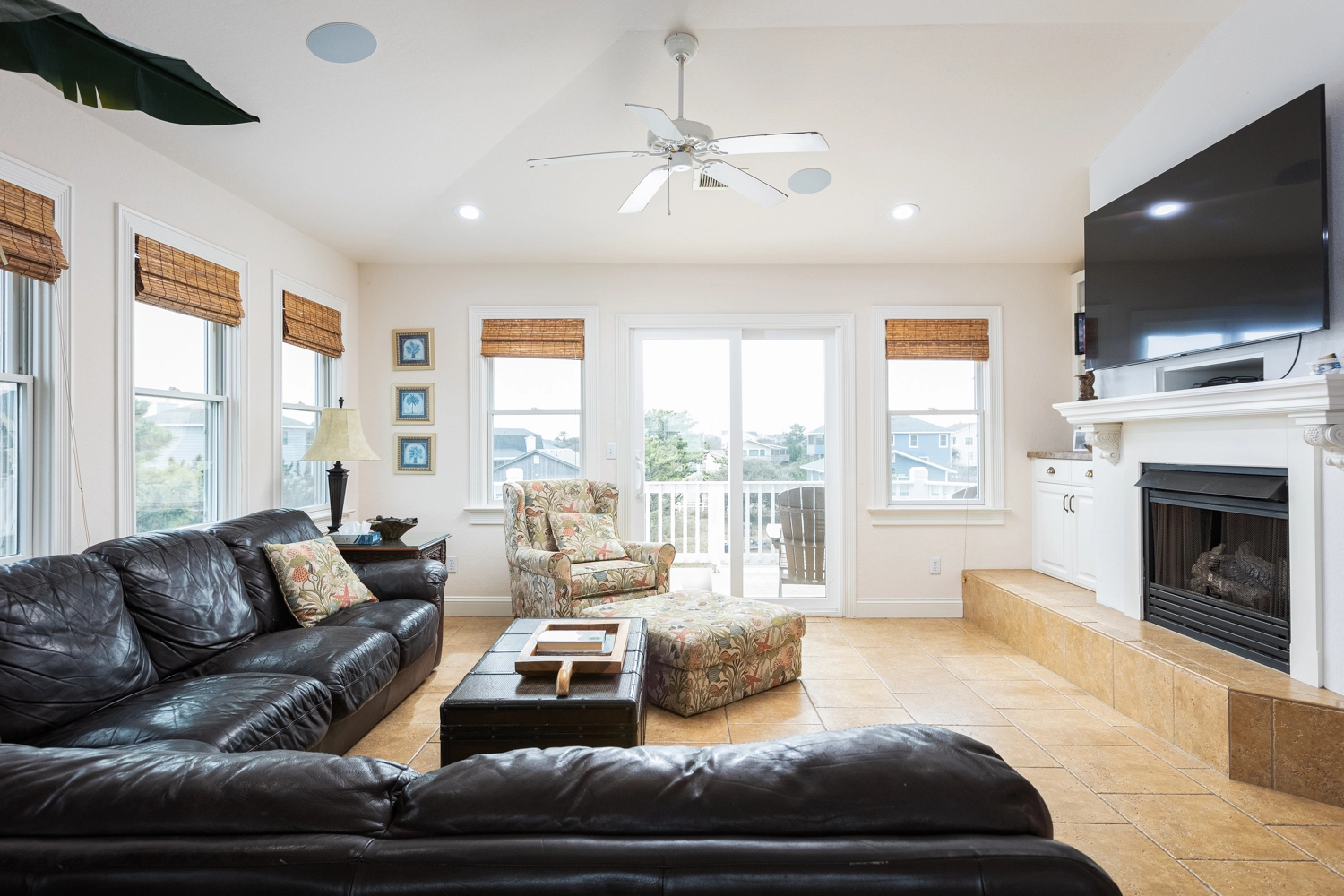 Island Breeze property image