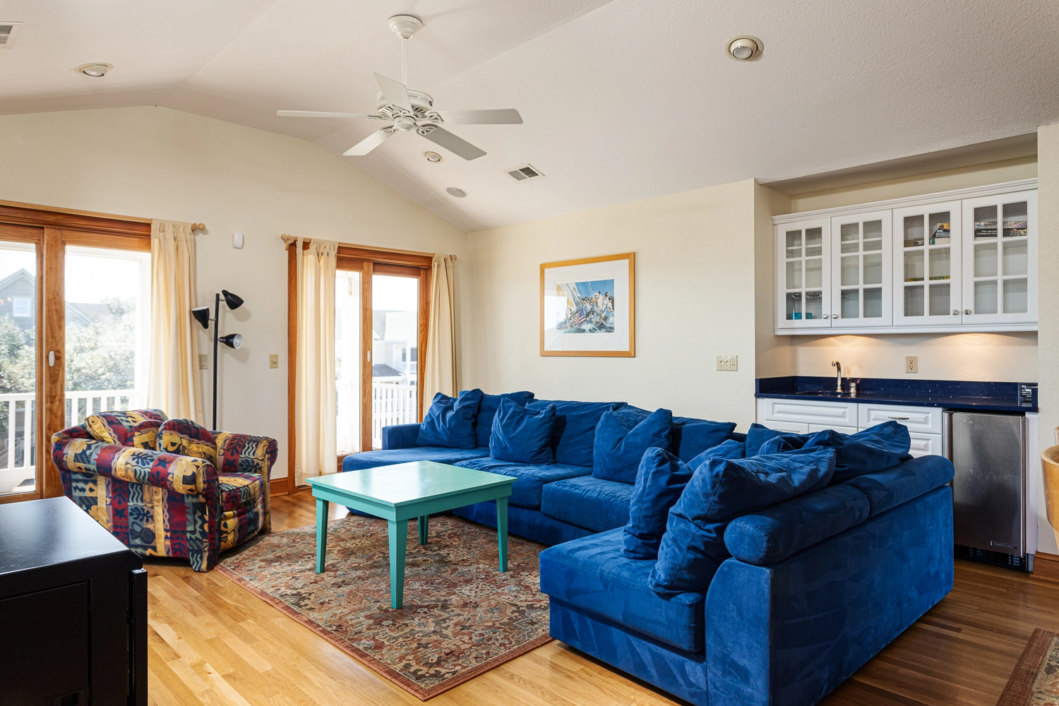 Another Day In Paradise property image