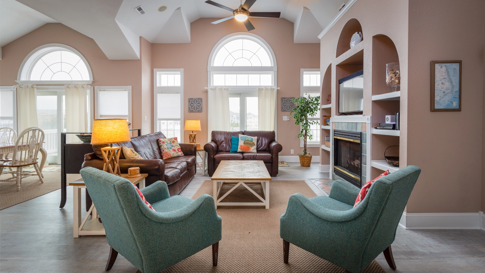 Compass Rose property image