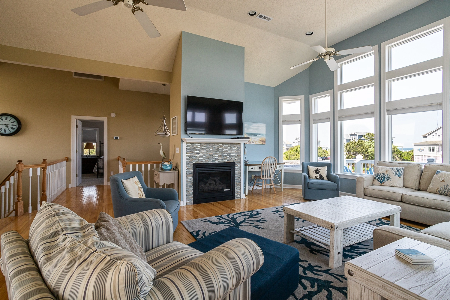 The Coast Is Clear property image